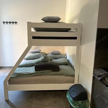 Hobiti Apartman - Bilbo Černá v Pošumaví エクステリア 写真