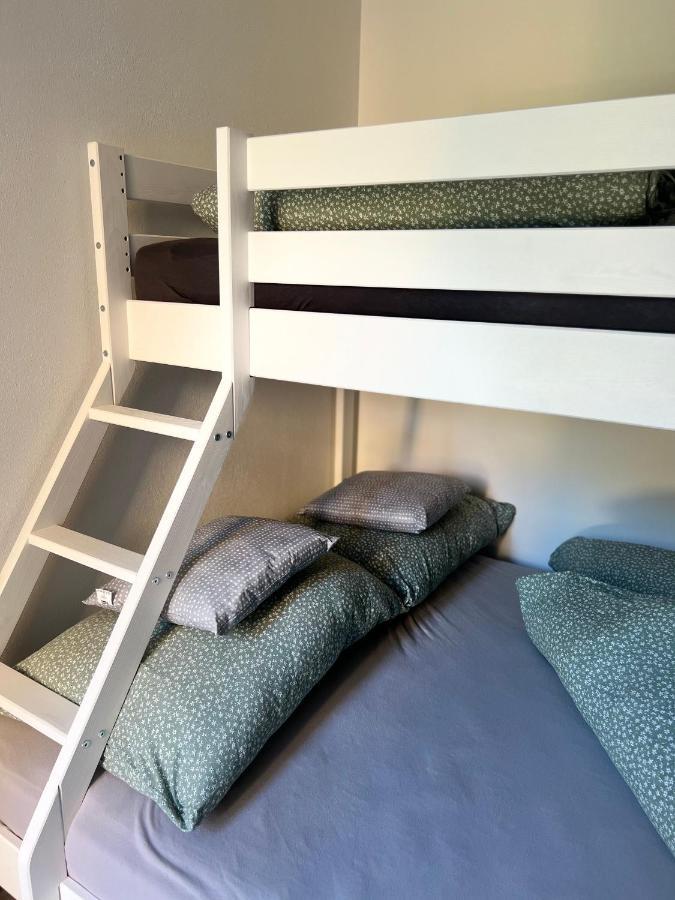 Hobiti Apartman - Bilbo Černá v Pošumaví エクステリア 写真